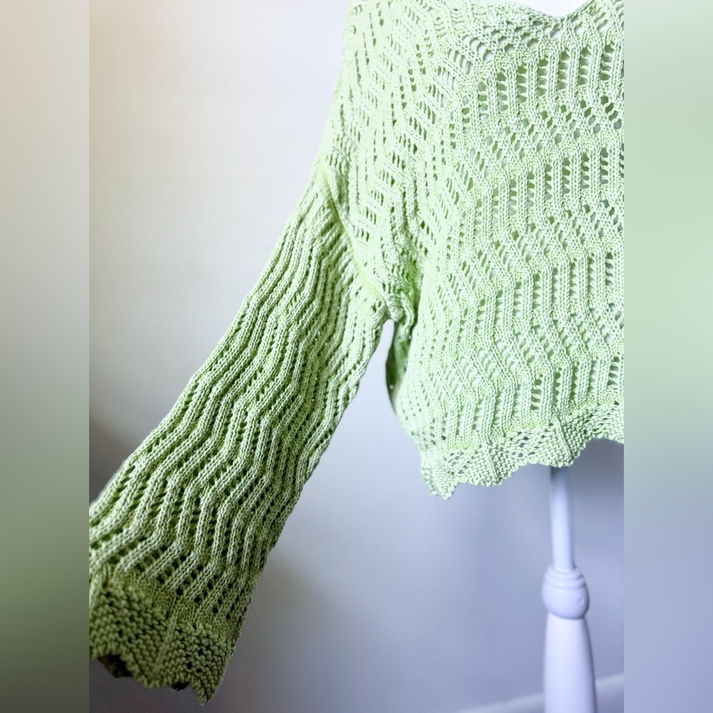 American Eagle Knit Pullover - Picture 3 of 6